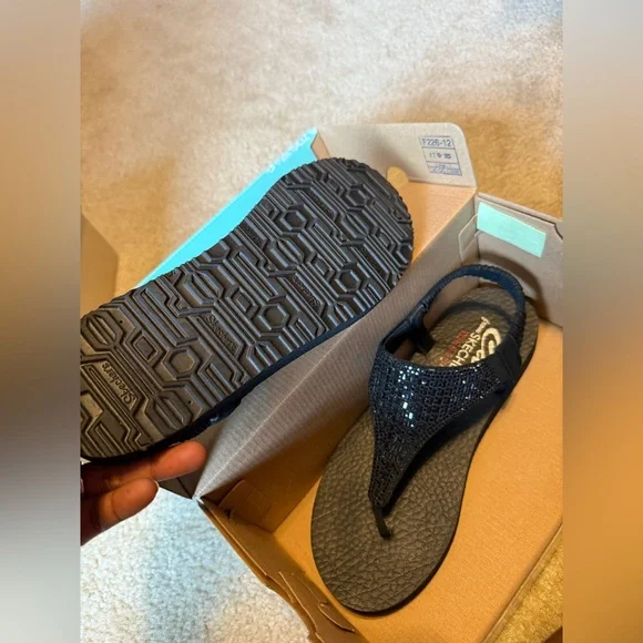 Skechers Vegan Black Sandals - Picture 9 of 9